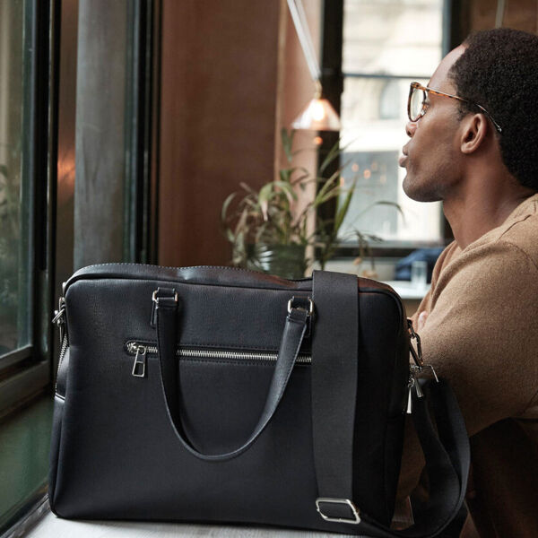 Tailored luxe PU briefcase Thumbnail