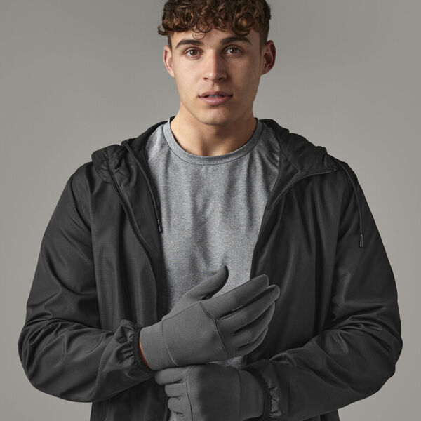 Softshell sports tech gloves Thumbnail